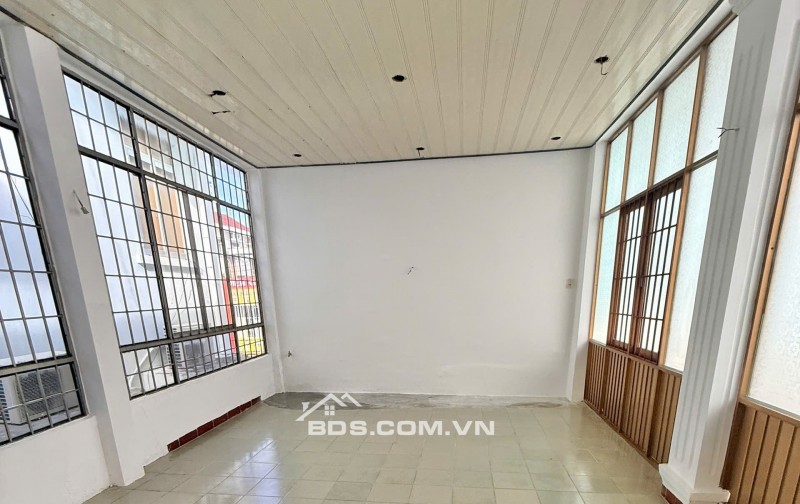BÁN NHÀ 3 TẦNG MẶT TIỀN ĐƯỜNG QUANG TRUNG – TRUNG TÂM TP NHA TRANG