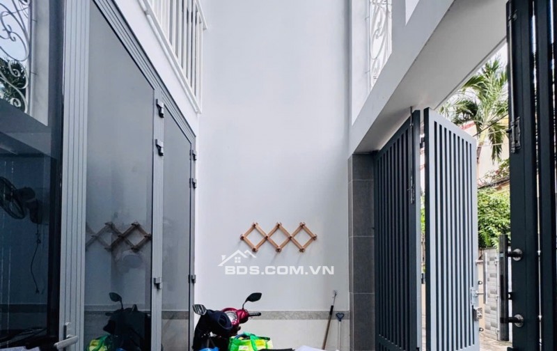 OTO 7 CHỖ VÀO NHÀ - LÊ QUANG ĐỊNH - P7 - BÌNH THẠNH
13.6 tỏi