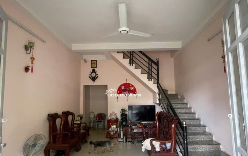 NHÀ HOT CẦN BÁN GẤP. Trung tâm quận 9, nhà tâm huyết