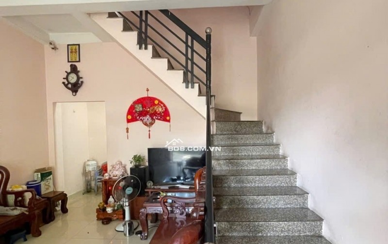 NHÀ HOT CẦN BÁN GẤP. Trung tâm quận 9, nhà tâm huyết