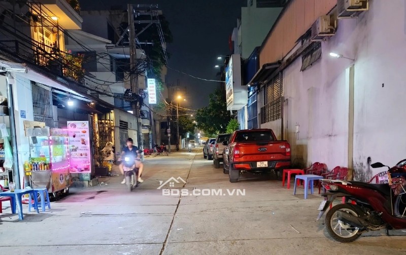HẺM XE TẢI - 47M2 - 3 TẦNG BTCT - CHÍNH CHỦ - HƯỚNG NAM 