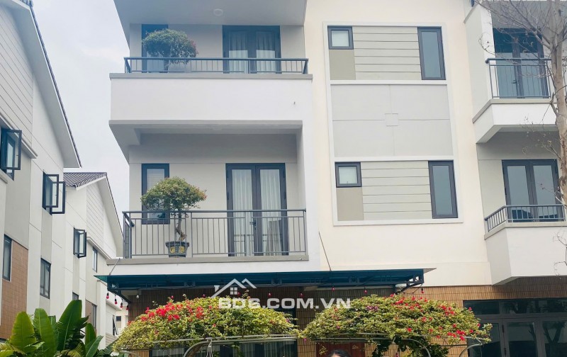 Duy nhất căn shophouse xẻ khe 170m2, hàng F0, đơn giá chỉ 69 triệu, vốn chỉ 3,5 tỷ, 24 tháng không gốc lãi