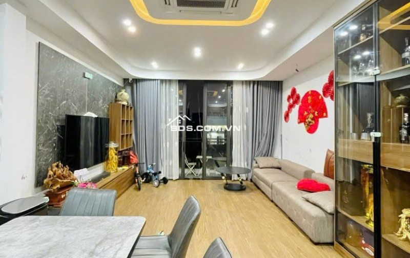 NHÀ ĐẸP TRUNG TÂM ĐỐNG ĐA – 5 TẦNG DÂN XÂY – GẦN Ô TÔ – CHỈ 7,xTỶ