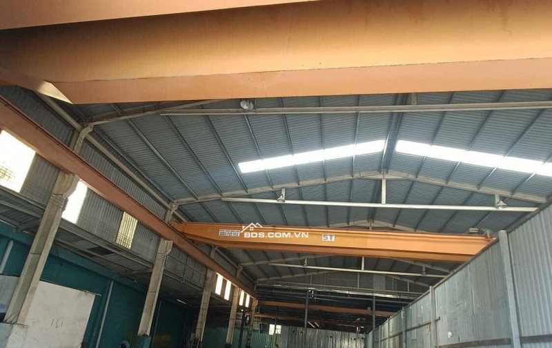 Cho thuê kho, xưởng sẵn DT 600m2 khu vực gần cầu Kiến An, dầm cẩu trục