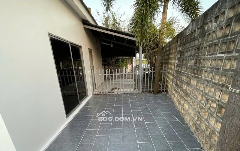 Bán nhà nghỉ dưỡng 2 PN cách biển Hồ Tràm 600m, diện tích 173,3m2, chỉ hơn 3 tỷ xíu, giá còn thương lượng