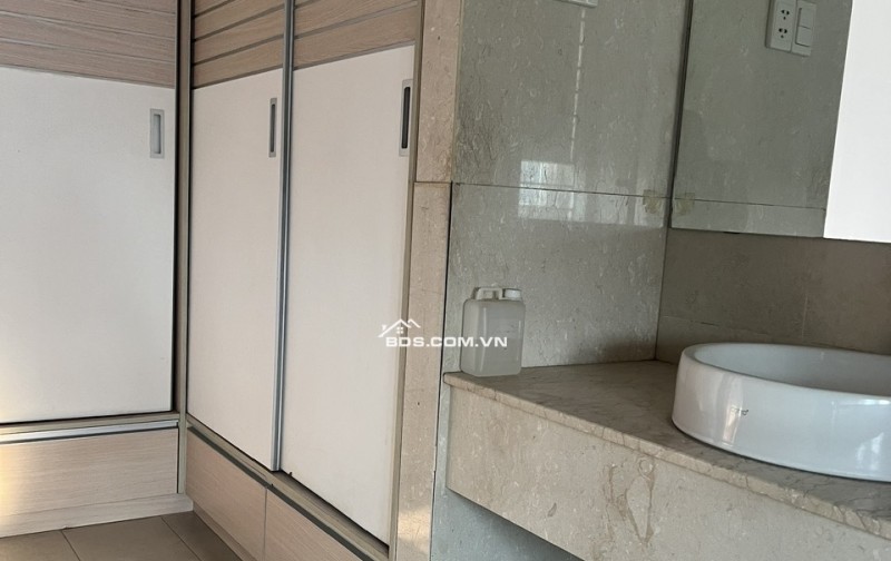 Cho thuê nhà đường số 11 KDC Him Lam P. Tân Hưng Q7