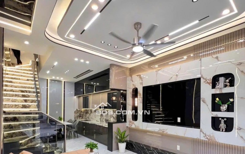 Tìm Đâu Ra! Nhà 1 Trệt 1 Lầu vị trí đẹp 120m² - dọn vào ở ngay tại Thủ Dầu Một
