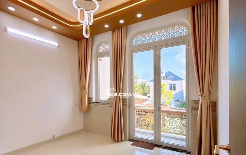 Nhà đẹp Thủ Dầu Một 120m² - 3PN - 2WC - Sổ hồng riêng - Giá chỉ 2 tỷ