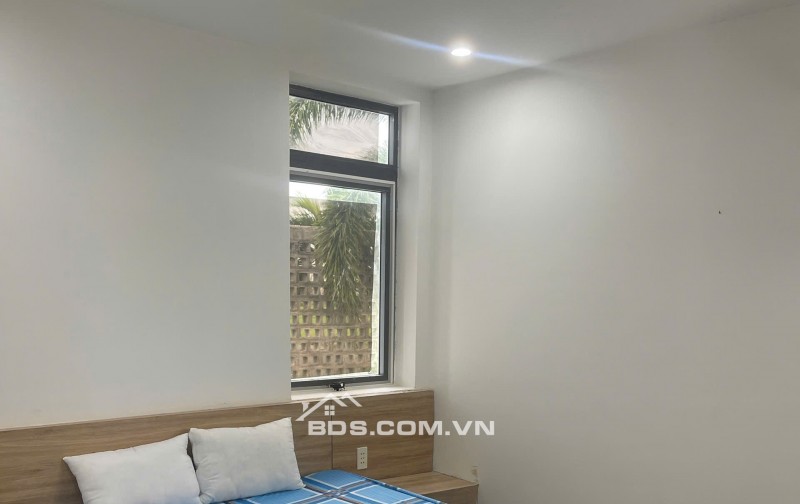 Bán nhà nghỉ dưỡng 2 PN cách biển Hồ Tràm 600m, diện tích 173,3m2, chỉ hơn 3 tỷ xíu, giá còn thương lượng