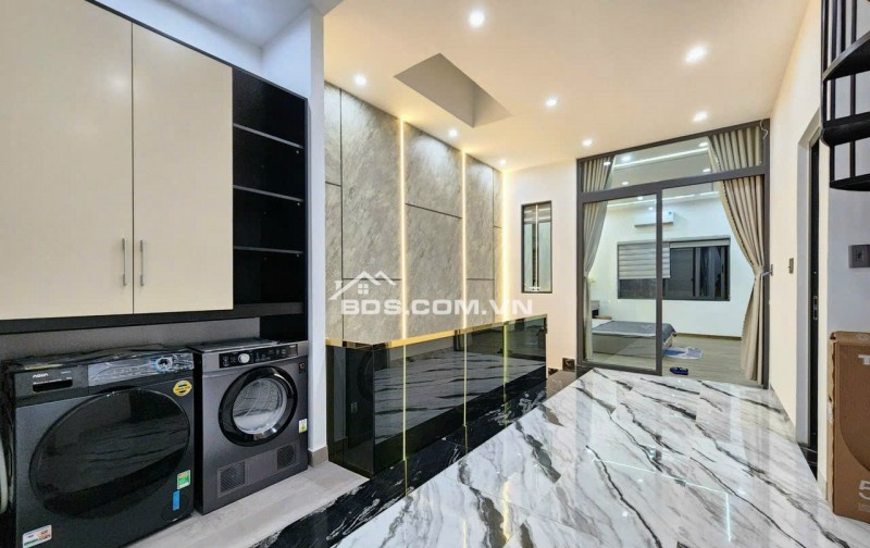 -Cần Bán Một Căn Villa Phong Cách Tân Cổ Điển - Phường Thanh Khê - cách biển 400m - Chính chủ gửi bán nhà 4 Tầng Full toàn bộ nội thất cao cấp