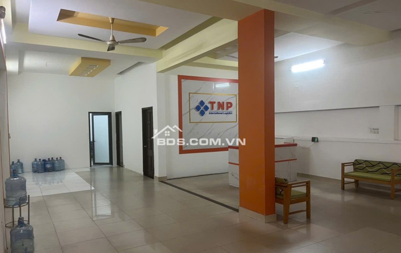 CHO THUÊ MẶT BẰNG KINH DOANH TẦNG 1 - DT120M2 - 15TR/TH Lh:0906960289 - 0878242424.