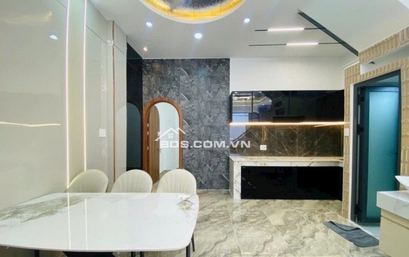 SIÊU PHẨM NHÀ MỚI ĐẸP FULL NỘI THẤT, 3PN CÓ PHÒNG NGỦ TẦNG TRỆT, HẺM THÔNG.