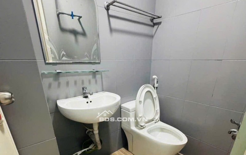 BÁN NHÀ 3 TẦNG - ĐƯỜNG NGUYỄN HỒNG ĐÀO - TÂN BÌNH - NHỈNH 7 TỶ.