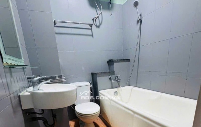 NGUYỄN HỒNG ĐÀO - NHÀ 3 TẦNG BTCT - TÂN BÌNH - NHỈNH 7 TỶ.