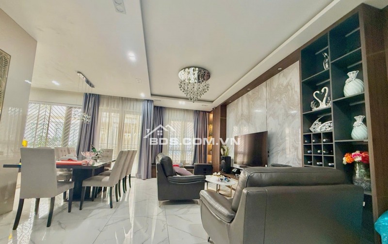 Bán nhà Quận 12 Hiệp Thành, 4PN, hẻm xe hơi, khu phân lô đẹp