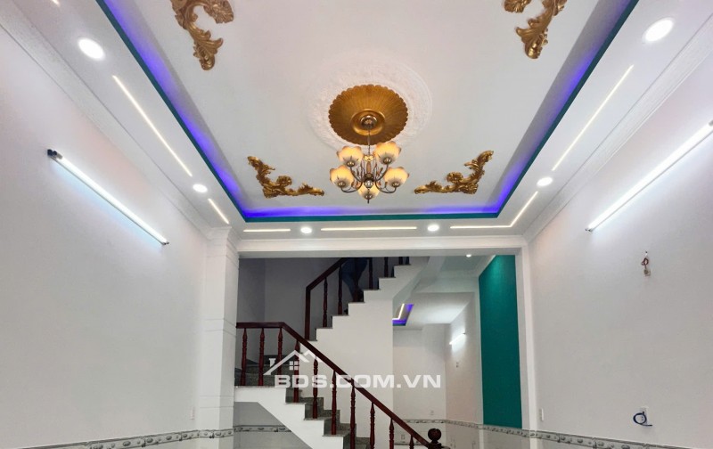 Bán gấp nhà 1 trệt 1 lầu Xuân Thới Sơn Hóc Môn đường Nguyễn Văn Bứa