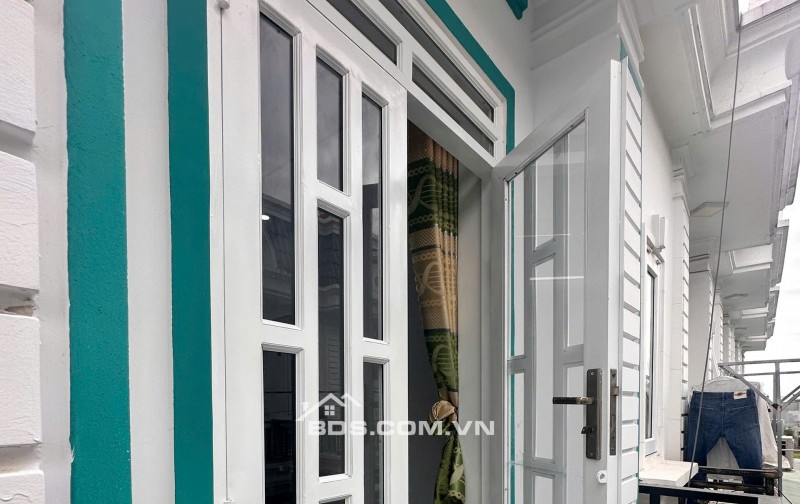 Bán gấp nhà 1 trệt 1 lầu Xuân Thới Sơn Hóc Môn đường Nguyễn Văn Bứa