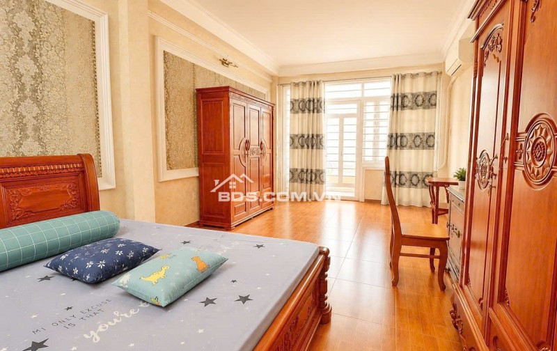 Chính chủ Bán nhà đẹp Full nội thất Mặt Tiền ĐS Lâm Văn Bền. Quận 7