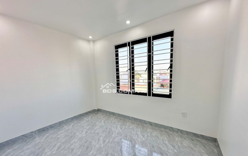 Nhà Đồng Hoà Kiến An ô tô đỗ cửa 4 tầng giá chỉ 3,05 tỷ ngay trung tâm