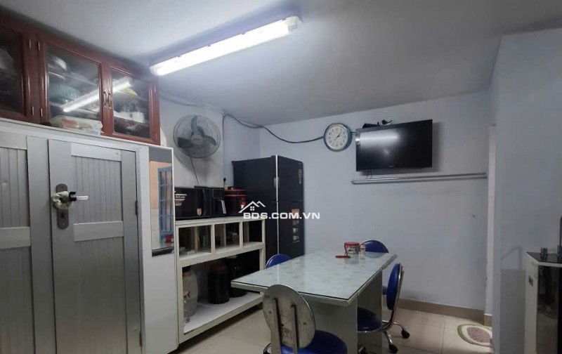 ĐÌNH  PHONG PHÚ CHỈ 3 TỶ 999 – NHÀ 2 TẦNG, HẺM XE TẢI - Ô TÔ NGỦ TRONG NHÀ – 100M² (5×20)