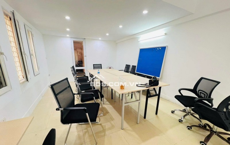 CHO THUÊ MB KINH DOANH T1. NGÕ 91 Đ.NGUYỄN CHÍ THANH, HÀ NỘI, 30 M2. LH:0889254254