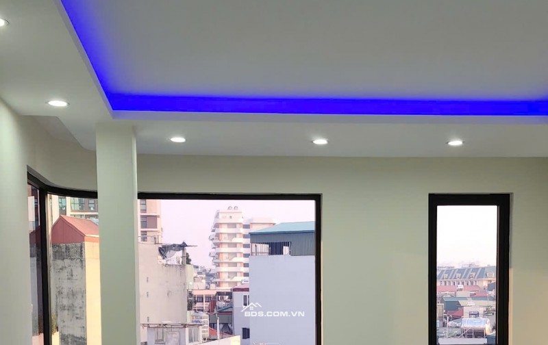 BÁN NHÀ 7 TẦNG, GÓC 3 MẶT ĐƯỜNG, SỐ 4 NGÕ 521 NGUYỄN TRÃI. LH:0393111533 HOẶC 0934306688.