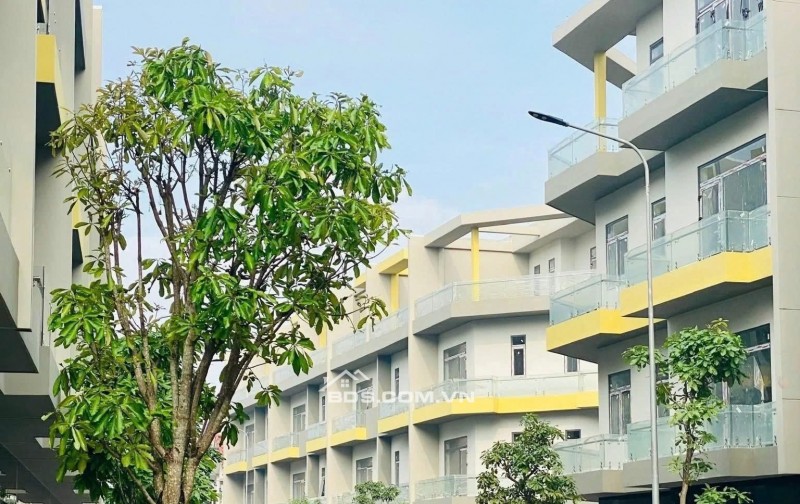 BDS NHÀ MỘT TRỆT BA LẦU TỪ 600TR CÓ THỂ SỞ HỮU CHO THUÊ TỪ 20-30TR/THÁNG