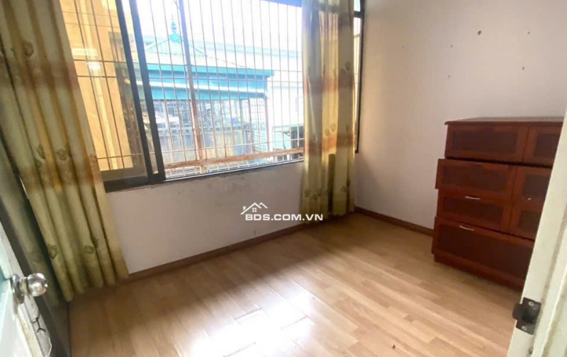 CHO THUÊ TẬP THỂ BÙI NGỌC DƯƠNG_HAI BÀ TRƯNG_100M2_3 NGỦ_9 TRIỆU/THÁNG