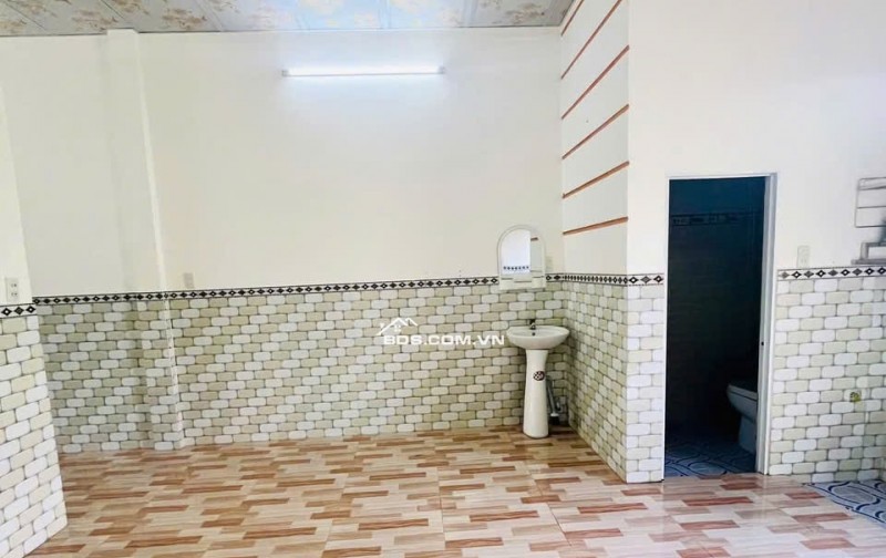  BÁN GẤP NHÀ CẤP 4 ĐƯỜNG TÂN XUÂN 5A, XÃ TÂN XUÂN, HÓC MÔN – SỔ HỒNG RIÊNG –GIÁ 1 TỶ 280 TRIỆU