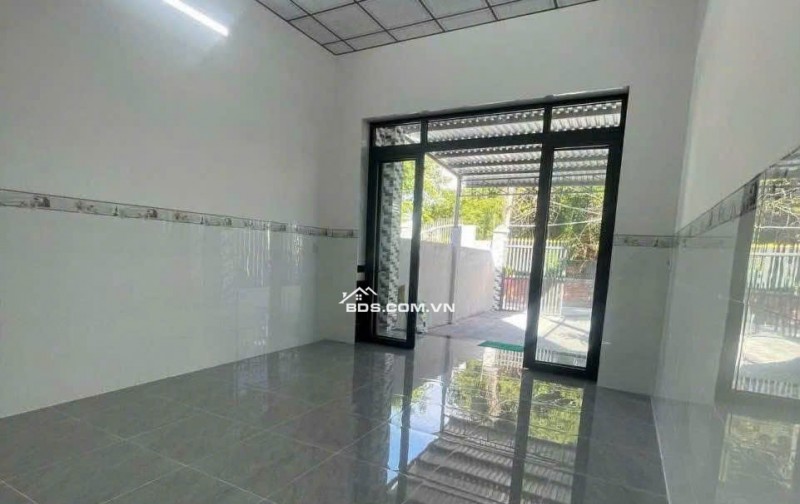  CHÚ 7 CẦN TIỀN CHO CON DU HỌC – BÁN GẤP NHÀ CẤP 4, SHR CHỈ 880 TRIỆU