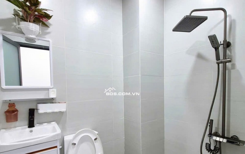 BÁN NHÀ KĐT 5 SAO CÁCH CHỢ BÌNH CHÁNH CHỈ 2KM (5,5 X 15) CHỈ 4.5 TỶ. LH:0908815596