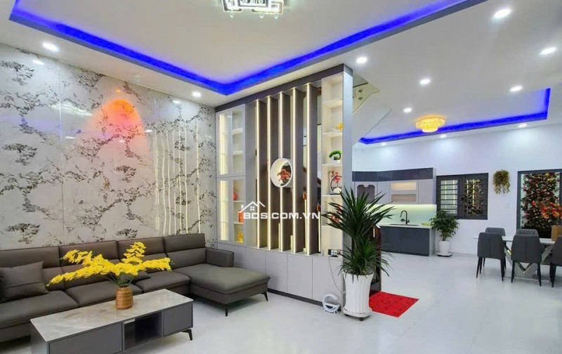 BÁN NHÀ KĐT 5 SAO CÁCH CHỢ BÌNH CHÁNH CHỈ 2KM (5,5 X 15) CHỈ 4.5 TỶ. LH:0908815596