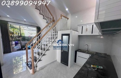 BÁN NHÀ LÔ GÓC 2 MẶT TIỀN HẺM CẮT KIẾNG ĐƯỜNG 2/4 NHA TRANG – DIỆN TÍCH 28M² KẾT CẤU 2 TẦNG ĐỦ NỘI THẤT GIÁ CHỈ 2.3 TỶ