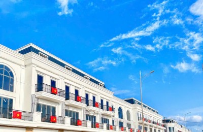 Nhà phố mặt tiền Hà Huy Tập - đối diện công viên tại khu đô thị Ân Phú