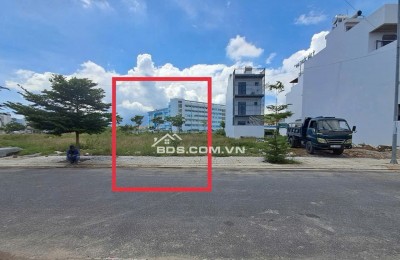 Cần bán gấp lô đất 70m2, Phước Hòa, sổ sẵn, hỗ trợ bank