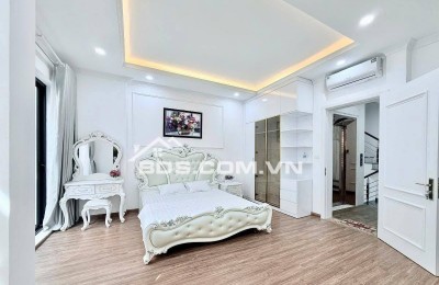 Bán Nhà Phố VIP Chùa Bộc, Đống Đa 46/58m, 7 tầng, mt 5m, giá 18.8 Tỷ.
