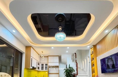 Bán Nhà Định Công Thượng, Hoàng Mai 34m, 5 tầng, mt 4.8m, giá 8.98 tỷ.