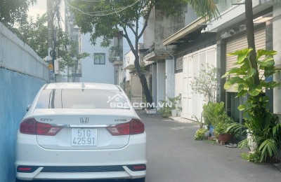 Bán nhà HIẾM 496 Dương Quảng Hàm ngang 6m 97m2 đang cho thuê tiện xây mới nhỉnh 12 tỷ.