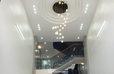 BÁN NHÀ  5.2 TỶ 3.5 TẦNG 60M2 CÓ GARA Ô TÔ MẶT ĐƯỜNG KHU ĐỒNG QUÝT
