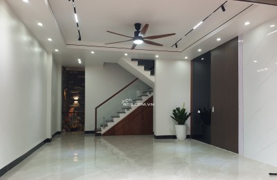 BÁN NHÀ ĐẸP 3.75 TỶ 4 TẦNG 48M2 CÓ GARA Ô TÔ TRUNG TÂM KHU BÃI VƯỢT