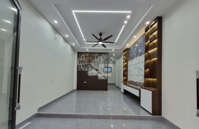 BÁN NHÀ ĐẸP 2.25 TỶ 3 TẦNG 54M2 ( ĐÔNG NAM ) NGÕ PHÙ NGHĨA