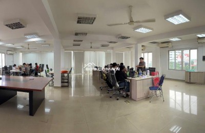 Cho thuê nguyên tầng văn phòng – 16 Trường Sơn, Tân Bình | Giá 55 triệu/tháng