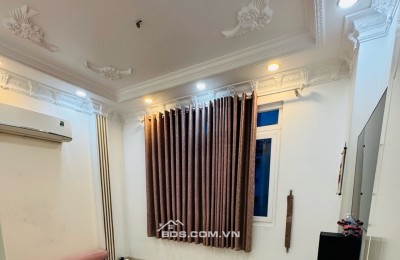 NGAY MẶT TIỀN TRẦN BÌNH TRỌNG ĐOẠN GIAO LỘ VÕ VĂN KIỆT - NHÀ ĐẸP 5 TẦNG NỘI THẤT CAO CẤP.