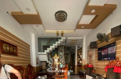 Lê Thị Riêng -  7.89 tỷ