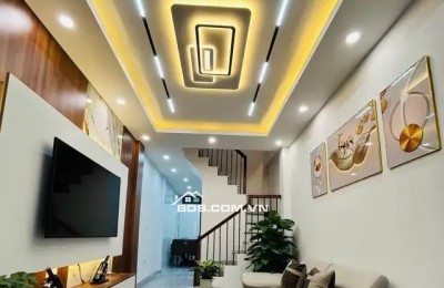 YÊN HÒA - NHÀ ĐẸP Ở NGAY - TRUNG TÂM TIỆN ÍCH NHÀ CÓ THỂ VÀO Ở NGAY NỘI THẤT ĐẦY ĐỦ