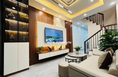 TỔ ẤM THƯỢNG LƯU HOA BẰNG - HAI MẶT THOÁNG - NỘI THẤT ĐẲNG CẤP   YÊN HÒA - NHÀ ĐẸP Ở NGAY - TRUNG TÂM TIỆN ÍCH