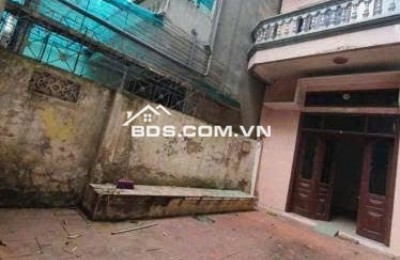 HOT, Đường Đức Giang, P Việt Hừng, Long Biên mt 6,5m đường trước nhà 2,7m chỉ với giá 21,5 tỷ