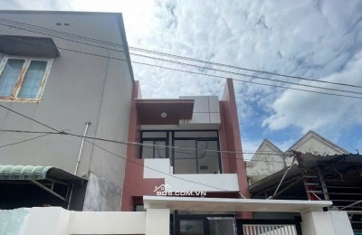 NHÀ DĨ AN_P ĐÔNG HÒA, GIẢM NGAY 200 TRIỆU  Từ 4 tỷ 750 triệu  CHỈ CÒN 4 tỷ 550 triệu (thương lượng nhẹ)