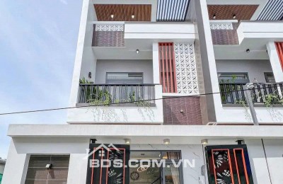 CHỦ GỬI NHANH NHÀ PHỐ BÌNH DƯƠNG - SÂN ÔTÔ, CỔNG TO CHỈ 2TỶ1
