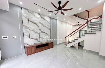 Nhà Đồng Hoà Kiến An ô tô đỗ cửa 4 tầng giá chỉ 3,05 tỷ ngay trung tâm